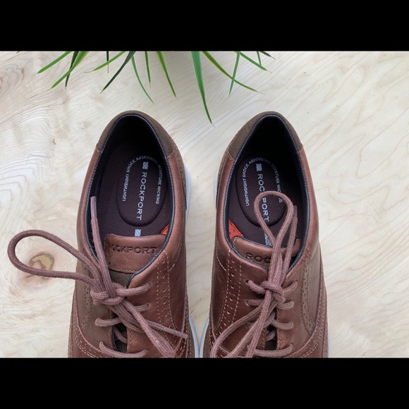 Adiprene by adidas men’s NWT dress shoes - Picture 8 of 11